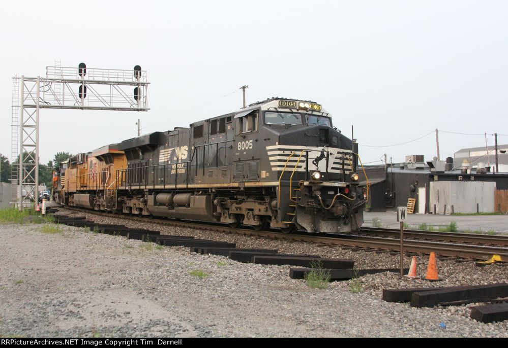 NS 8005 leading 117